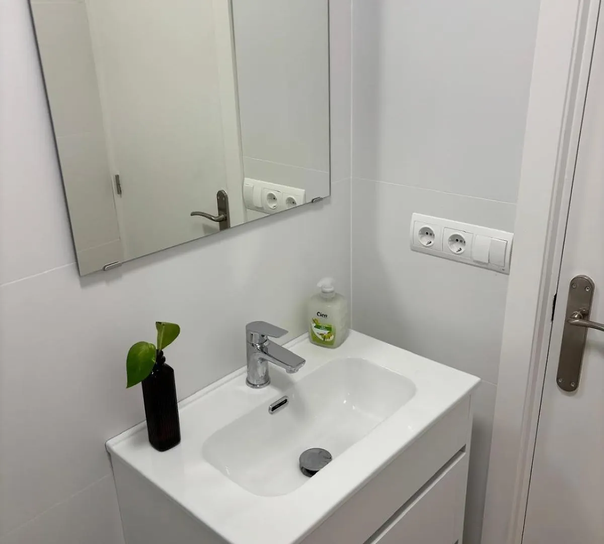 Lejlighed La Sardineta, Es Un Apartamento En La Costa Brava, Palamos 1 Minuto De La Playa Alquiler Temporal Minimo 32 Noches